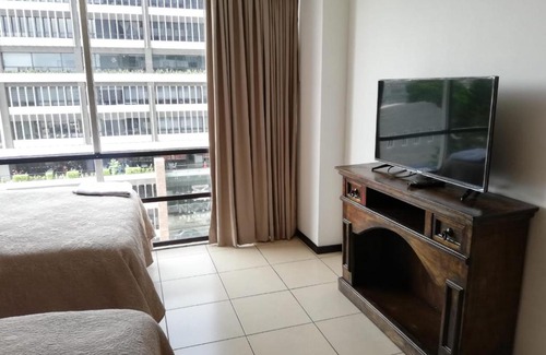 Zona 9 Apartment | Apartamento Reforma Ciudad de Guatemala