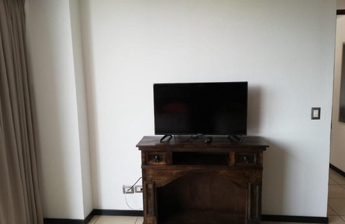Zona 9 Apartment | Apartamento Reforma Ciudad de Guatemala