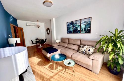 Ayamonte Apartment | Apartamento Sorolla Center
