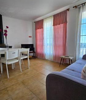Ponta Garca Apartment | Apartamento Terra e Mar II