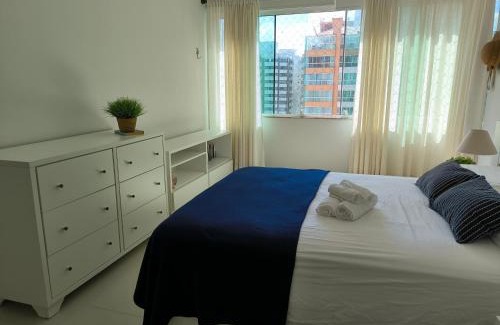 Capao da Canoa Apartment | Apartamento uma quadra do mar, melhor localização