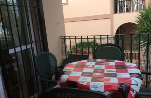 Los Gallos-Cerromolino Apartment | Apartamento Urb Al Andalus A un paseo de la playa de la Barrosa