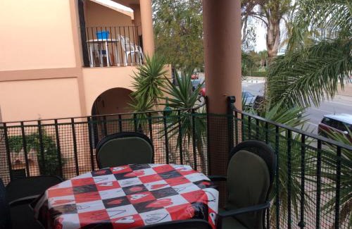 Los Gallos-Cerromolino Apartment | Apartamento Urb Al Andalus A un paseo de la playa de la Barrosa