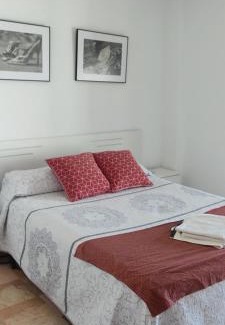 Valdepenas Apartment | Apartamento Vino Tinto