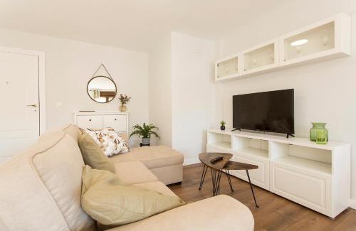 Figares Apartment | Apartamento Zoraida Centro