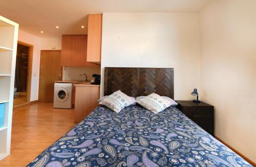 Adelfas Apartment | Apartamento4estaciones