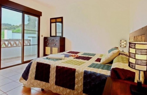 Almunecar Hotel | Apartamentos Bahía Santa Cruz