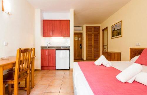 Sant Antoni de Portmany Apartment | Apartamentos Casa Maria