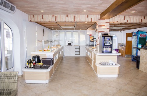Cala Blanca Apartment | Apartamentos Maribel