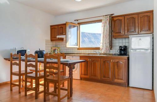 Caleta de Sebo Apartment | APARTAMENTOS FLOR