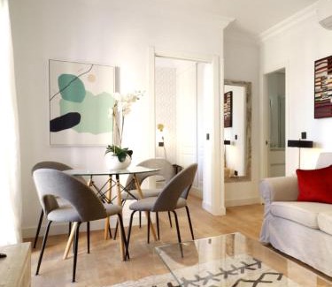 Puerta del Angel Apartment | Apartamentos Madrid Río
