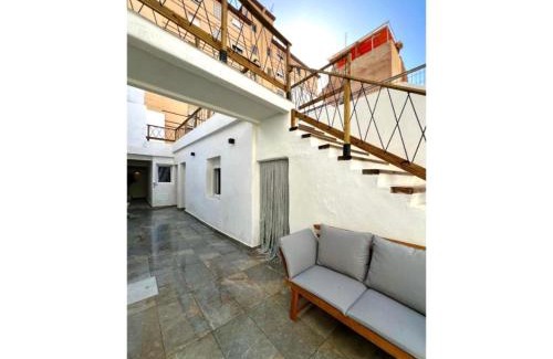 Torre del Mar House | Apartamentos Naif Mykonos