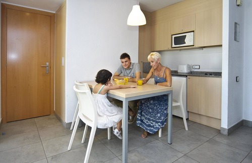 Salou City Centre Apartment | Apartaments CYE SALOU