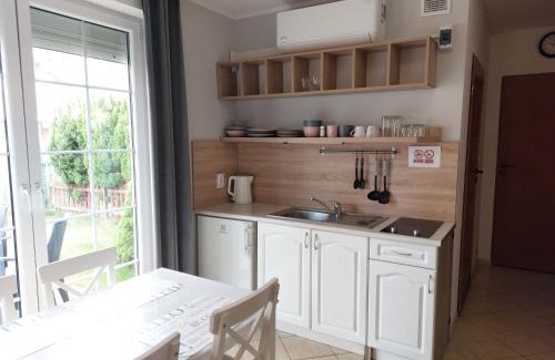 Poddabie Apartment | Apartamenty Poddąbie z ogródkiem