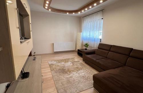 Sector 4 Apartment | Aparthotel Brown