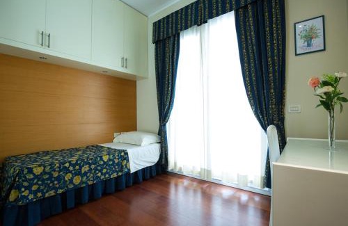 Riccione Apartment | Aparthotel England