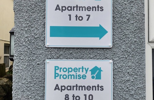 Grangetown Apartment | ApartHotel - Flat 2 (1 bed)