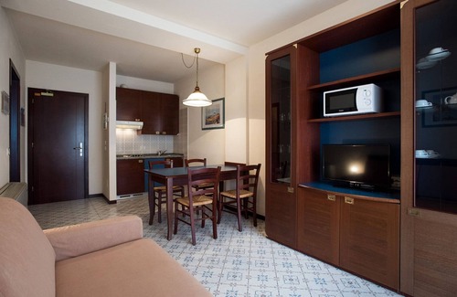 Bibione Apartment | Aparthotel Holiday - Panoramic Royal
