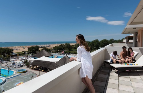 Bibione Apartment | Aparthotel Holiday - Panoramic Royal