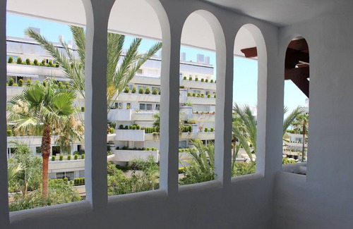 Marbella City Centre Apartment | Aparthotel Monarque Sultán