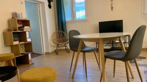 Old Town Apartment | ApartHotel Riviera - ISTRIA 1- Old town Promenade des Anglais - Superbe Appartement Superior 2 Pièces AC