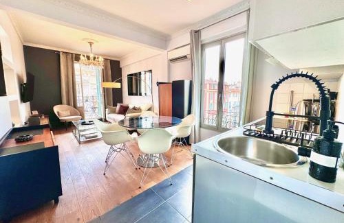 Old Town Apartment | ApartHotel Riviera - LE PETIT BALCON DE L'OPERA - Old Town Promenade des Anglais