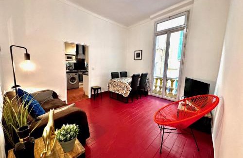 Old Town Apartment | ApartHotel Riviera - PONT VIEUX 2 - Old town - Charm 2 Bedrooms Apartement AC - 5mn beach