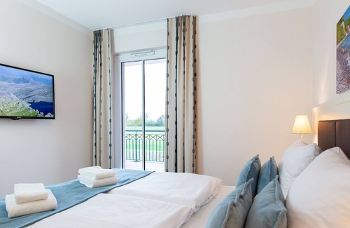 Boergerende-Rethwisch Apartment | Aparthotel Waterkant Suites, Suite 0-04 for up to 4 people.