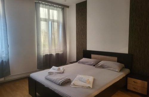 Bucharest City-Centre Apartment | ApartHotel Yanis