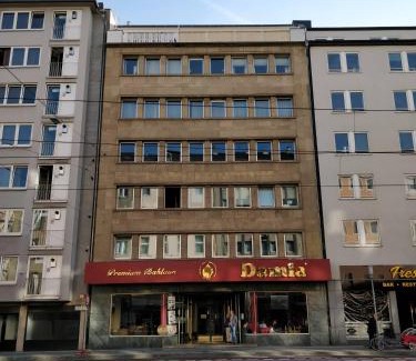 Friedrichstadt Apartment | Aparthouse Graf-Adolf