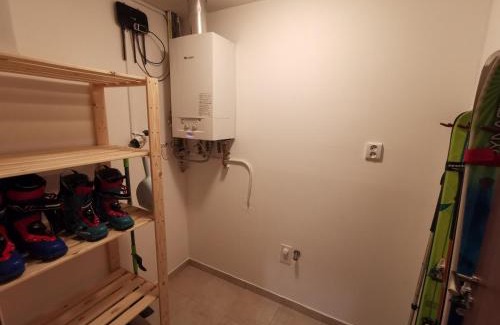 Velky Slavkov Apartment | Apartmán Pri Lese