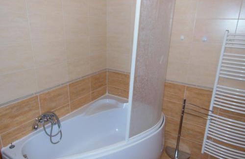 Nova Lesna Apartment | APARTMÁN SLAVKOV home & parking