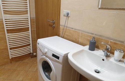 Nova Lesna Apartment | APARTMÁN SLAVKOV home & parking