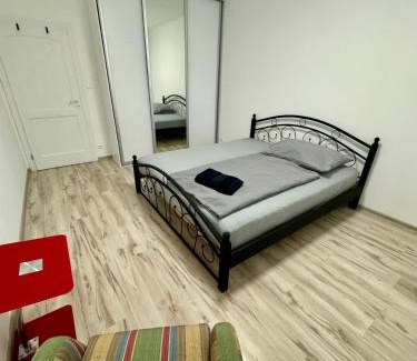 Piestany Apartment | Apartmán v srdci Piešťan s parkovaním zdarma