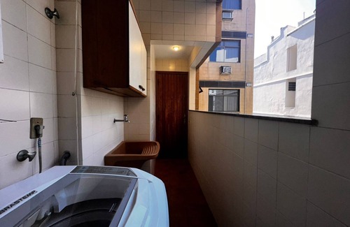 Flamengo RV Rental | Apartment in RJ 350 meters from Flamengo Beach close to shops for digital nomads