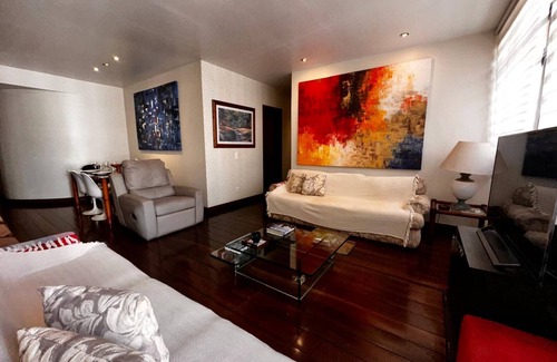Flamengo RV Rental | Apartment in RJ 350 meters from Flamengo Beach close to shops for digital nomads