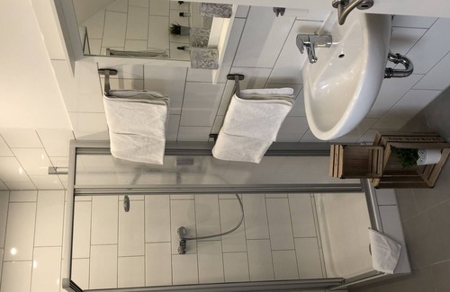 Bad Homburg v.d. Hoehe Apartment | Apartment with kitchen for 3 people