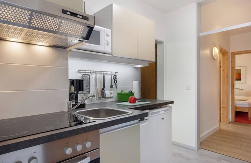 Schoenwald Apartment | Apartment '5 Eichhörnchen' with Private Terrace, Balcony and Wi-Fi