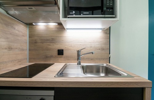 Saint-Francois-Longchamp Apartment | Apartment 'Appartement 4-6 Personnes' with Mountain View, Balcony and Wi-Fi