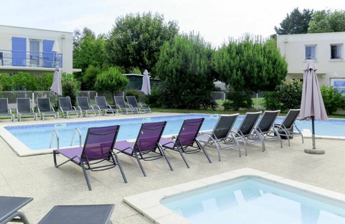 Saint-Palais-sur-Mer Apartment | Apartment ∙ 3 bedrooms ∙ 8 guests