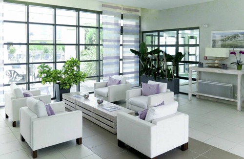 Saint-Palais-sur-Mer Apartment | Apartment ∙ 3 bedrooms ∙ 8 guests