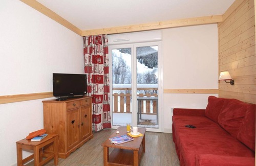 Saint-Sorlin-d'Arves Apartment | Apartment ∙ 5 guests