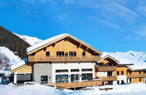 Saint-Sorlin-d'Arves Apartment | Apartment ∙ 5 guests