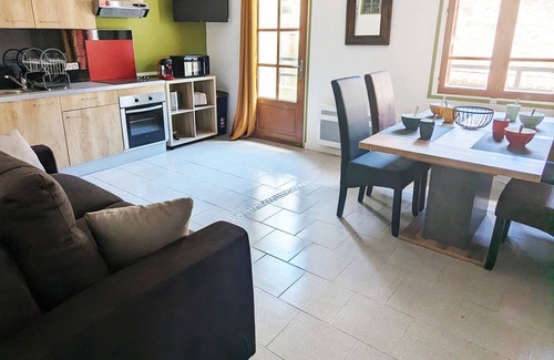 Villefranche-de-Conflent Apartment | Apartment with balcony mountain view Le Fort Résidence Les Rosalys