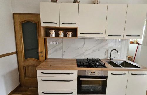 Rogatec Apartment | Apartma Cipresa