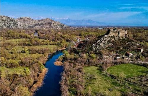 Karuc Apartment | Apartman Žabljak Crnojevića