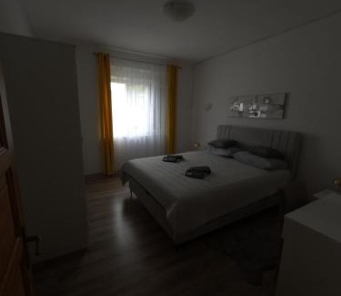 Perusic Apartment | Apartman Ane