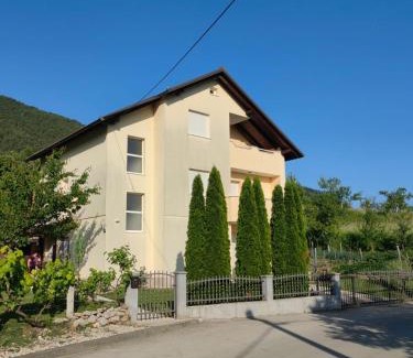 Herzegovina-Neretva Canton Apartment | Apartman Bošnjak Ramsko jezero