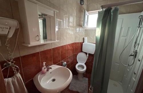 Kaluđerac Apartment | Apartman Buljarica-Bačvice 2