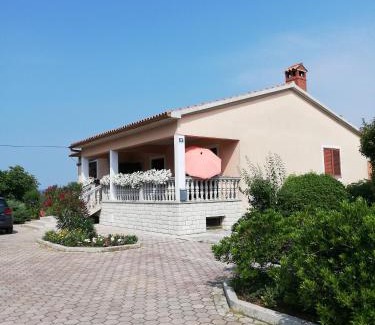 Nedescina Apartment | Apartman Doli
